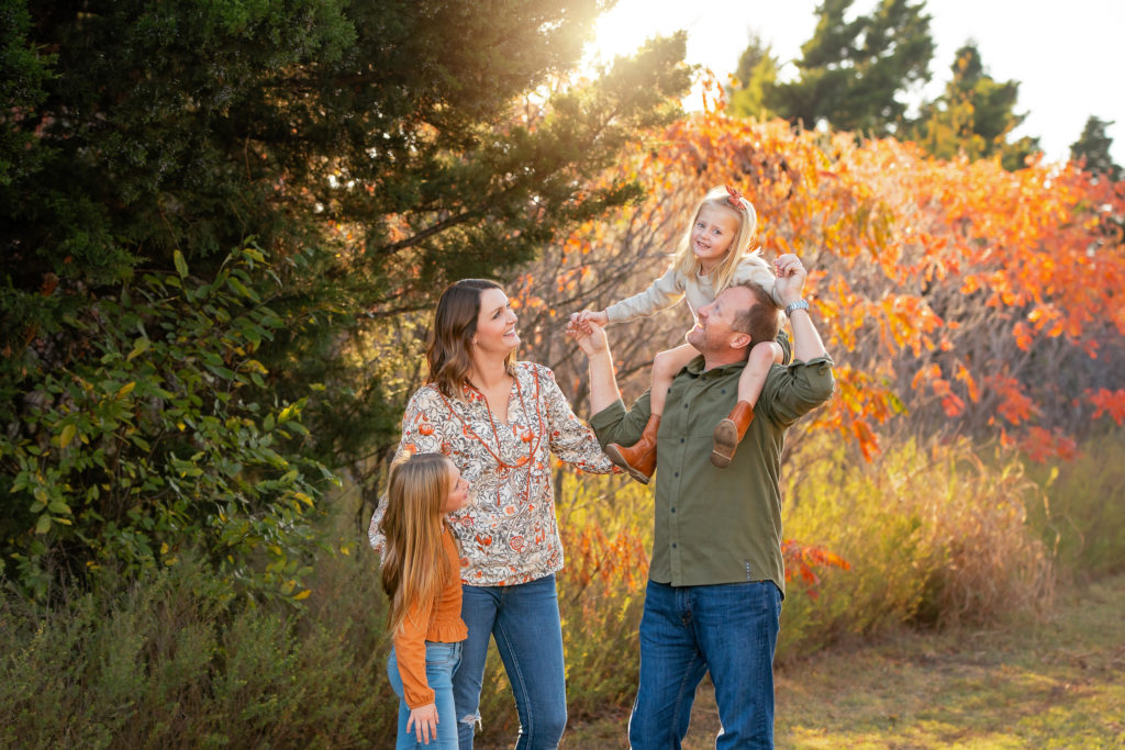 Fall colors help this family portrait shine. 