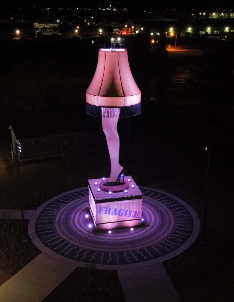 Leg lamp in Chickasha, Christmas towns in Oklahoma