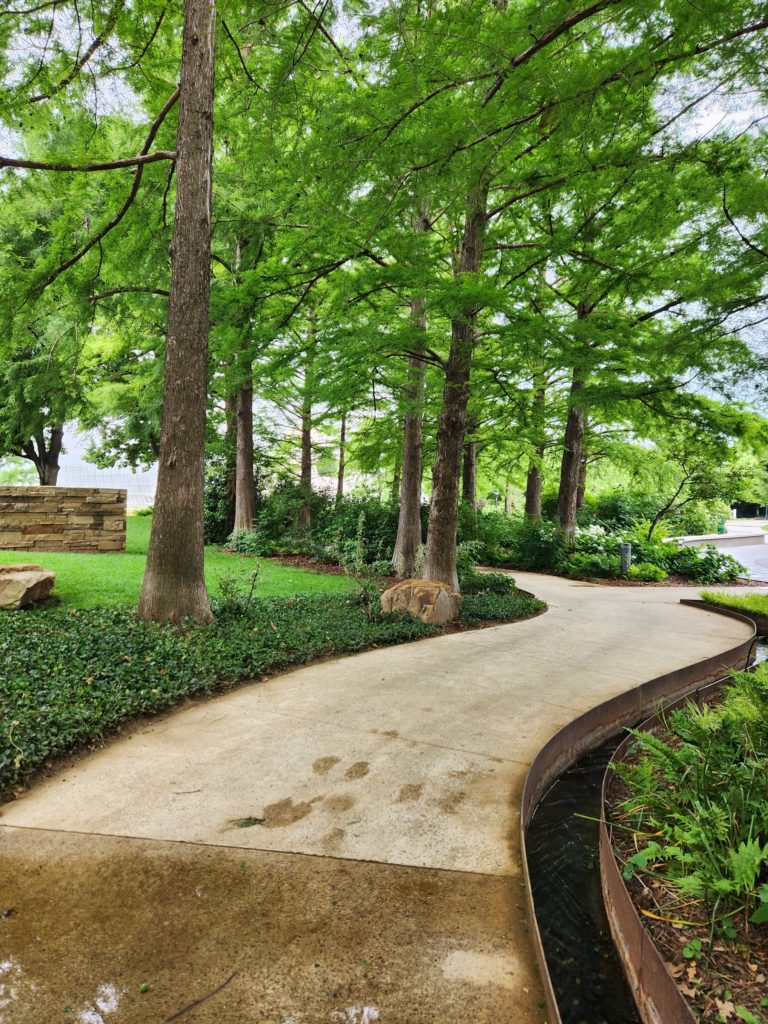 Sincere walking trails abound at Myriad Gardens.