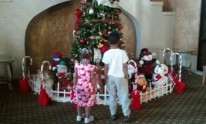 Creating Memorable Holiday Traditions with your family